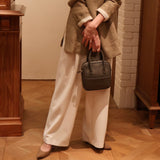 [Shrink leather]<br>postman mini shoulder<br>color: ethane gray