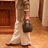 [Shrink leather]<br>postman mini shoulder<br>color: ethane gray