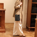 [フレンチカーフ]<br>ボックスサコッシュL<br>color：ネイビー