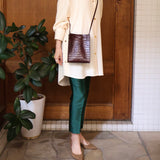 [Croc pattern]<br>Box sacoche L<br>color: dark brown