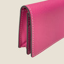 [フレンチカーフ] <br>通しマチカードケース<br>color：マゼンタピンク