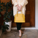 [Shrink leather] <br>round shoulders<br>color: mustard yellow