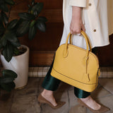 [Shrink leather] <br>round shoulders<br>color: mustard yellow
