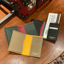 [フレンチカーフ] <br>内盛りパスポートケース<br>color：ブラック