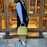 [Shrink leather] <br>round shoulders<br>color: mustard yellow