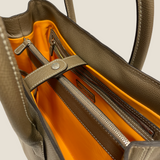 [French calf] <br>gusset tote bag<br>color: taupe