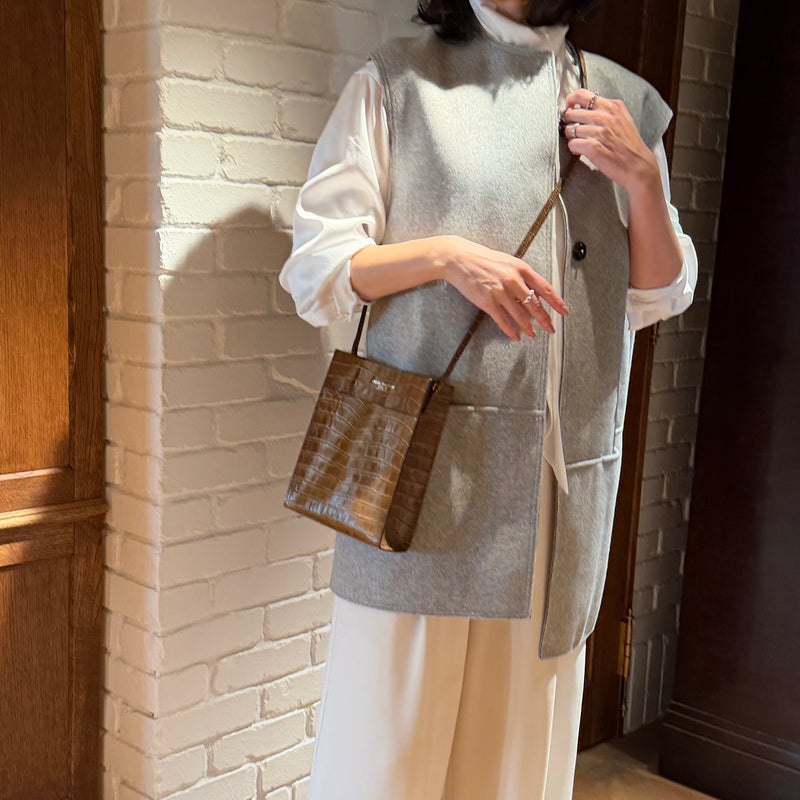 [Croco pattern]<br>Box Sacoche L<br>color: Khaki