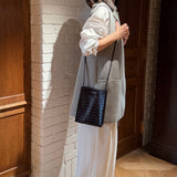 [Croc pattern]<br>Box sacoche L<br>color: navy