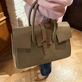[Shrink leather x croco pattern leather]<br>Voyage M bag<br>color: taupe x taupe