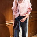 [クロコパターン]<br>ボックスサコッシュL<br>color：ネイビー