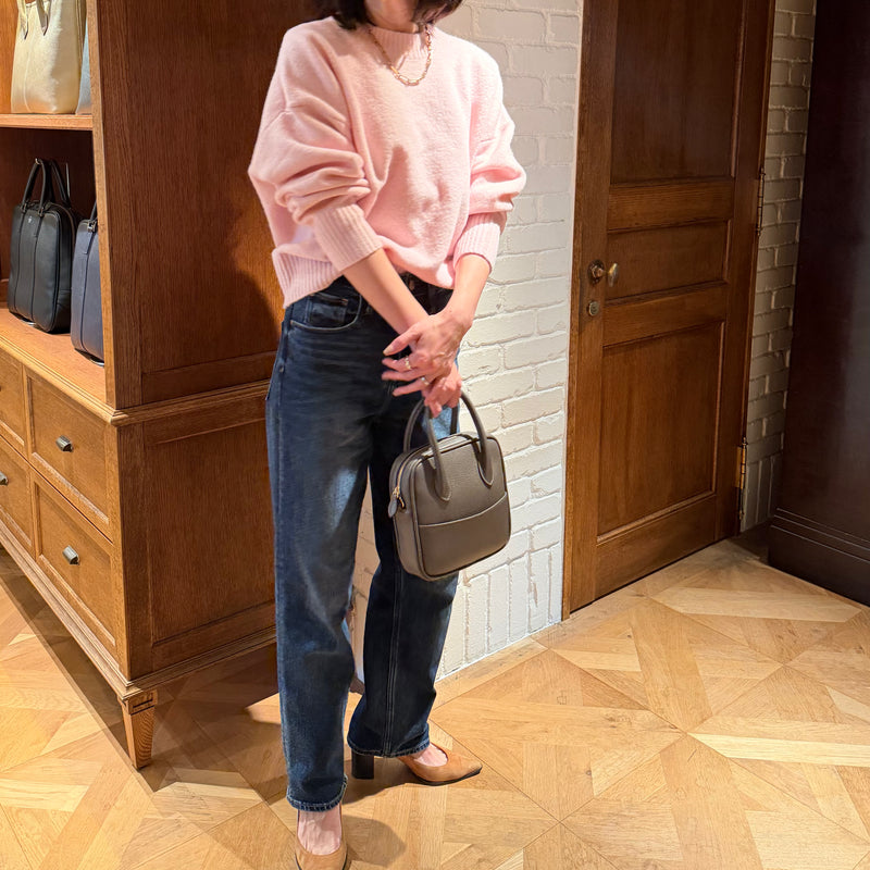 [シュリンクレザー]<br>ポストマンミニショルダー<br>color：エタングレー