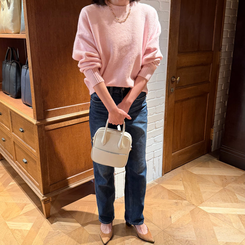 [シュリンクレザー]<br>ポストマンミニショルダー<br>color：ホワイト