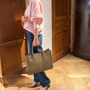 [French calf] <br>Machitote bag<br>color: Tope