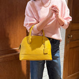 [Shrink leather] <br>round shoulders<br>color: mustard yellow