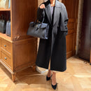 [オールシュリンクレザー]<br>ヴォヤージュMバッグ<br>color：ネイビー