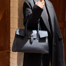 [オールシュリンクレザー]<br>ヴォヤージュMバッグ<br>color：ネイビー