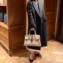 [トリヨンラグーン×クロコダイル]<br>ヴォヤージュMバッグ<br>color：トープ×ダークブラウン