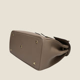 [Taurillon Lagoon x Crocodile]<br>Voyage L bag<br>color: taupe x taupe