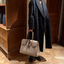 [トリヨンラグーン×クロコダイル]<br>ヴォヤージュLバッグ<br>color：トープ×ダークブラウン