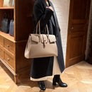 [トリヨンラグーン×クロコダイル]<br>ヴォヤージュLバッグ<br>color：トープ×トープ