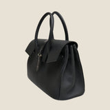 [Taurillon Lagoon x Crocodile]<br>Voyage M bag<br>color: black