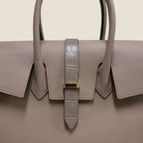 [Taurillon Lagoon x Crocodile]<br>Voyage M bag<br>color: taupe x taupe