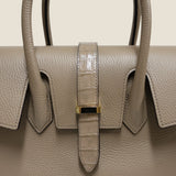 [Shrink leather x croco pattern leather]<br>Voyage M bag<br>color: taupe x taupe
