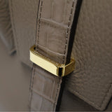 [Shrink leather x croco pattern leather]<br>Voyage M bag<br>color: taupe x taupe
