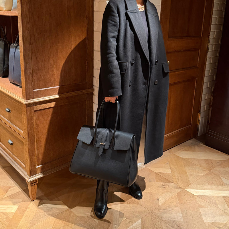 [オールシュリンクレザー]<br>ヴォヤージュLバッグ<br>color：ブラック