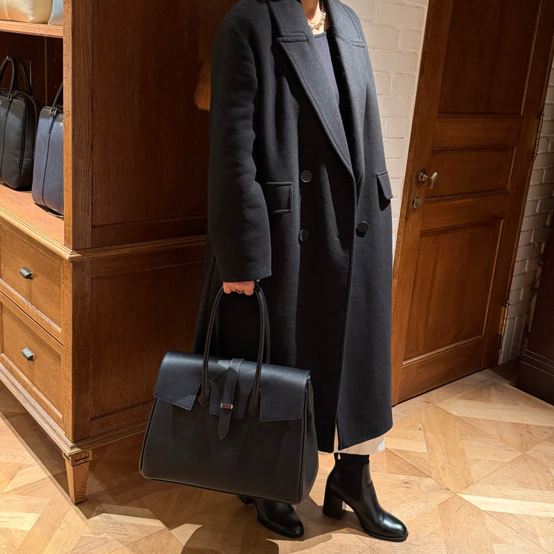 [オールシュリンクレザー]<br>ヴォヤージュLバッグ<br>color：ブラック