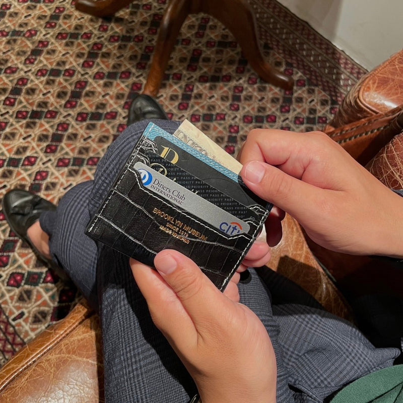 [French Calf x Croco Pattern] <br> Mini Snap Wallet <br> Color: Gene Blue x Black