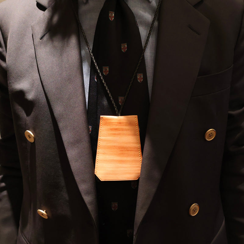 [BROOKLYN MUSEUM × NINNAJI]<br>お守りカバー クロシェットタイプ<br>color：柿渋染め