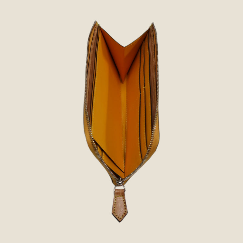 [Persimmon astringent dyeing] <br>L Zip long wallet