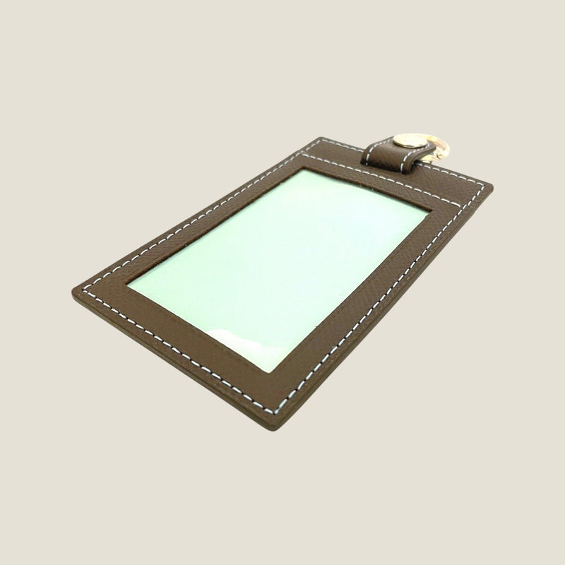 [French calf] <br>ID strap both sides vertical<br>color: Dark brown