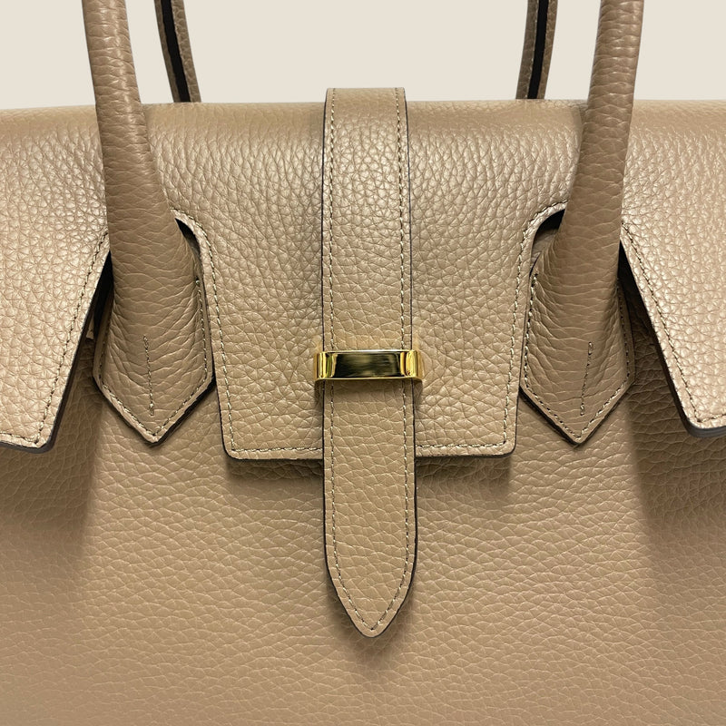 [オールシュリンクレザー]<br>ヴォヤージュMバッグ<br>color：トープ