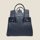 [Shrink leather]<br>Voyage L bag<br>color: navy