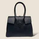 [Shrink leather]<br>Voyage L bag<br>color: Black