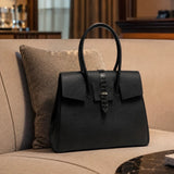 [Taurillon Lagoon x Crocodile]<br>Voyage L bag<br>color: black<br>[Scheduled to arrive in early August]