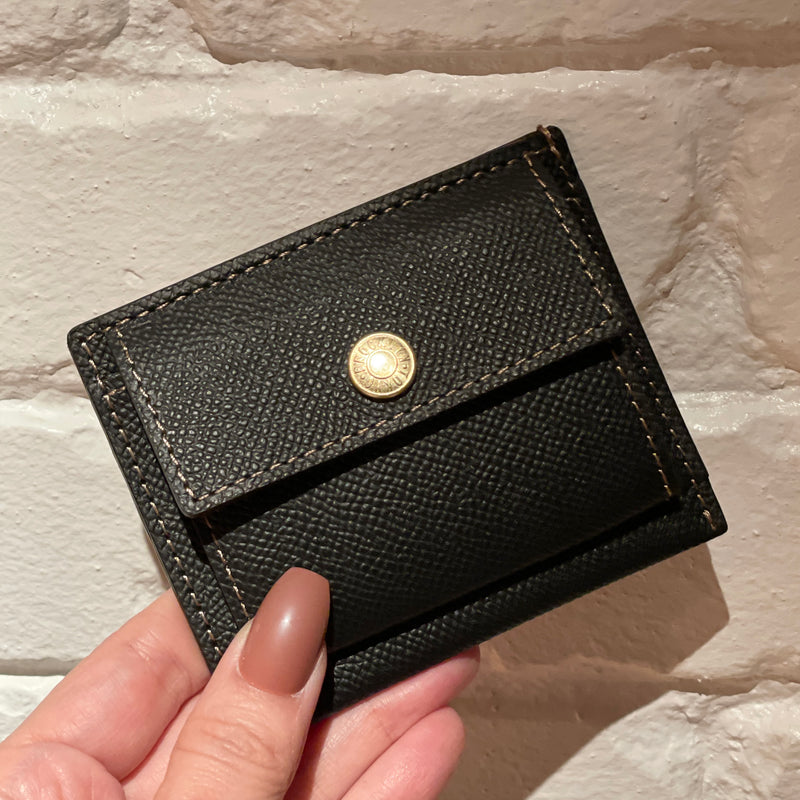 [French calf] <br>Mini -snap wallet<br>color: Black x Gold Stitch