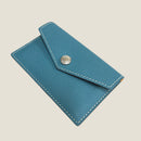 [フレンチカーフ] <br>フラップカードケース<br>color：ジーンブルー