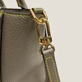 [Shrink leather]<br>Athena shoulder bag<br>color: ethane gray