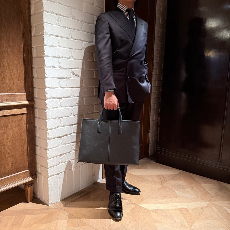 [フレンチカーフ] <br>ベルシー トートバッグ<br>color：ネイビー