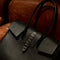 [Shrink leather]<br>Voyage L bag<br>color: Black