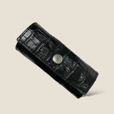 [Croc pattern leather] <br>triple key case<br>color: black