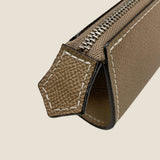 [French calf]<br>zipper pencil case<br>color: taupe