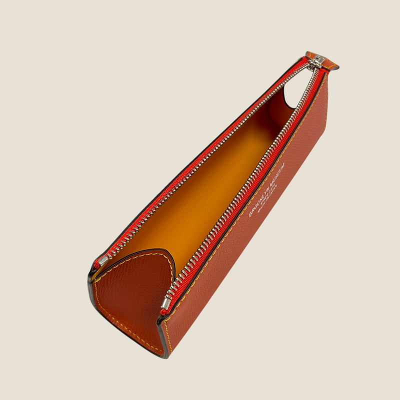 [French calf]<br>Zipper pen case<br>color: Black<br>[Scheduled to be in stock in mid -December]