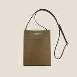 [French calf]<br>Box sacoche L<br>color: taupe
