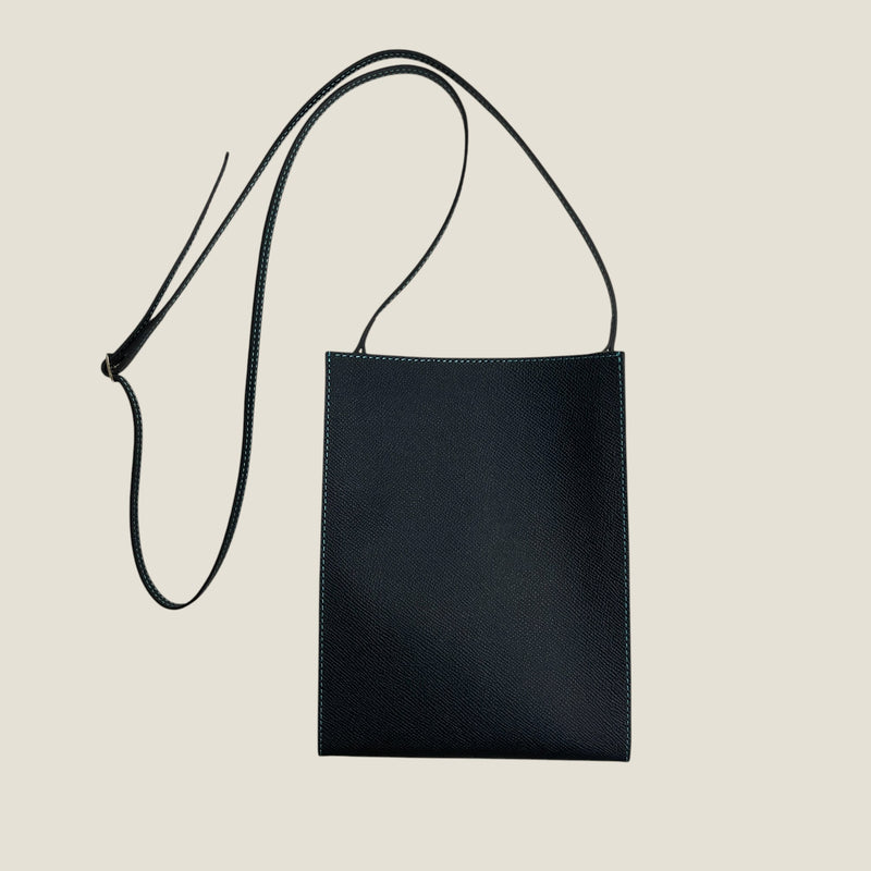 [フレンチカーフ]<br>ボックスサコッシュL<br>color：ネイビー