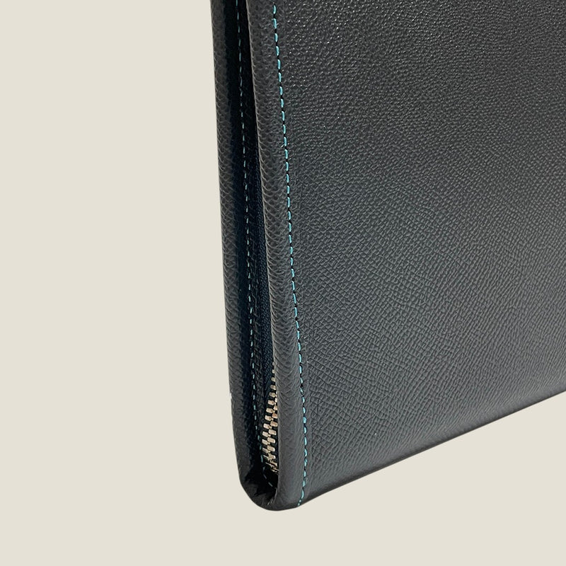 [French calf] <br>Clutch bag<br>color: Navy