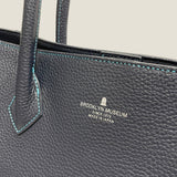 [Shrink leather]<br>tuti tote bag<br>color: navy